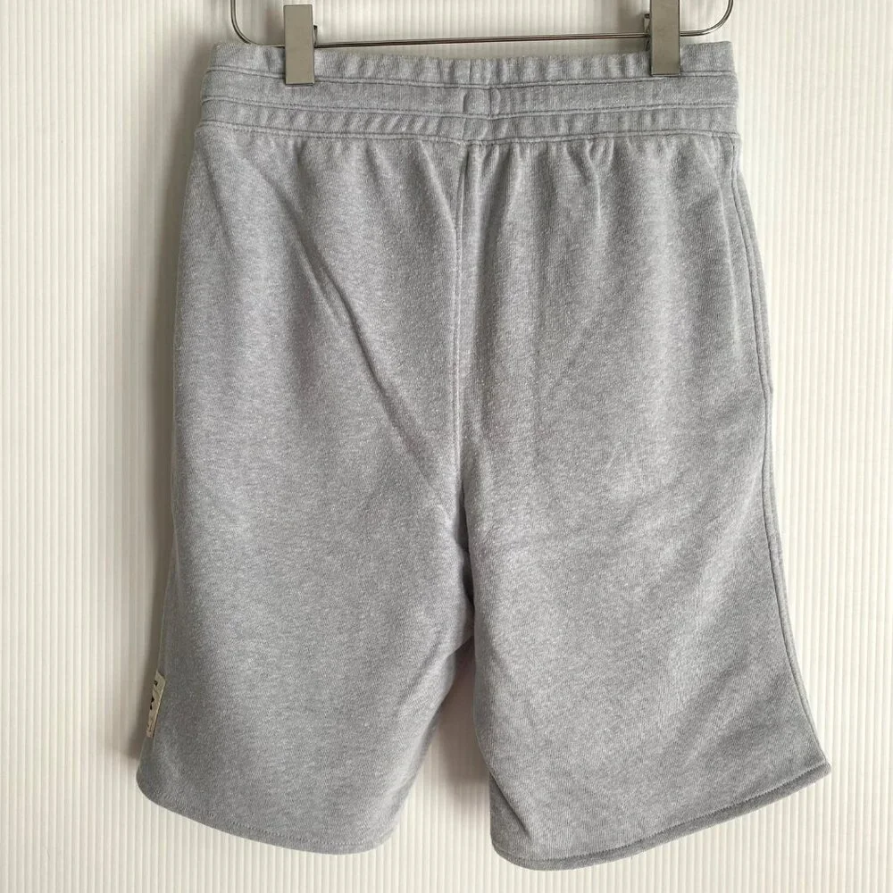youth medium gray Under Armour Rock/Bull jersey knit basketball sweat athletic s